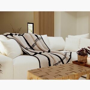 【BRAND NEW 】barefoot Dreams CozyChic Grid Plaid Throw Blanket